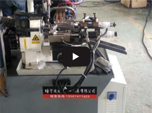 Automatic CNC lathe