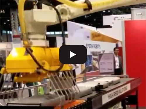 Palletizing and depalletizing industrial robots