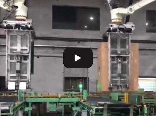 Palletizing industrial robot